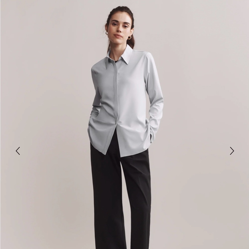 Rhone Mirage Button Up Gray Mist Women’s Small NWOT Performance Travel Shirt